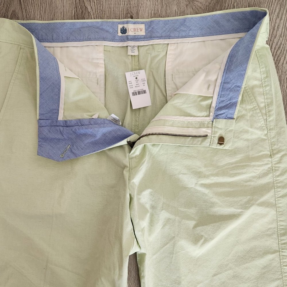 NWT-FATHER'S DAY SPECIAL-J.Crew Men’s Lightweight Shorts – Size 35– Light Green